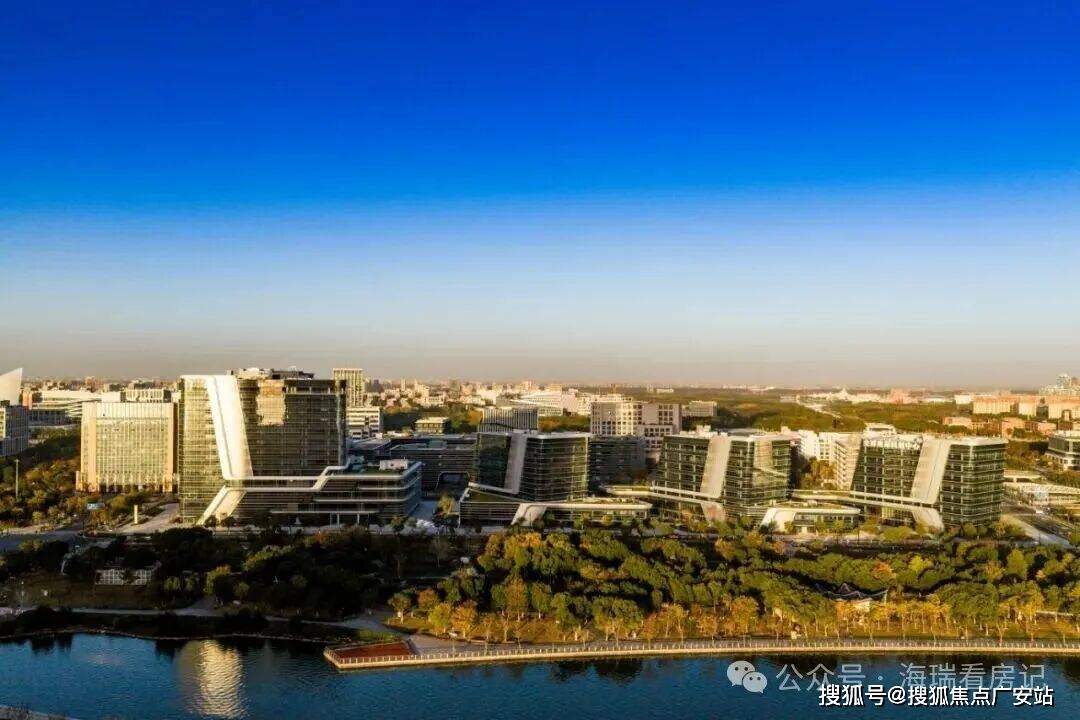 欢迎您-小区环境-户型-价格-地址-楼盘详情-周边配套-售楼处电话-交房时间pg电子免费模拟器港城云湖(售楼处)网站-港城云湖销售中心(营销中心)-楼盘(图4)